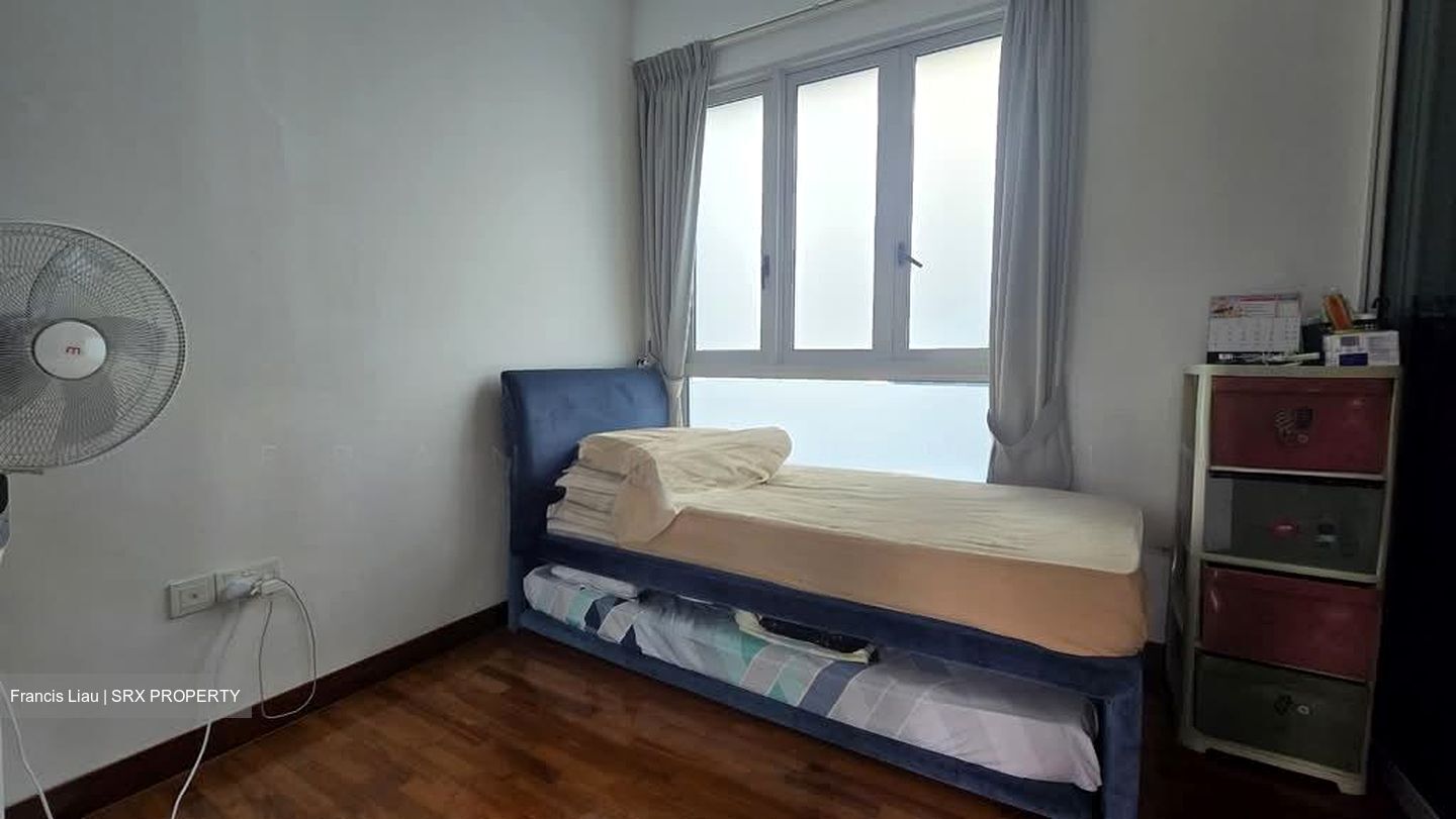 West Coast Drive (D5), Terrace #555313461